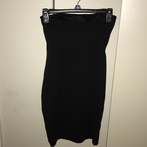 Little black dress - Picture 4 of 5